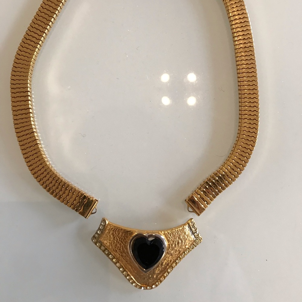 Vintage necklace gold with onyx heart
